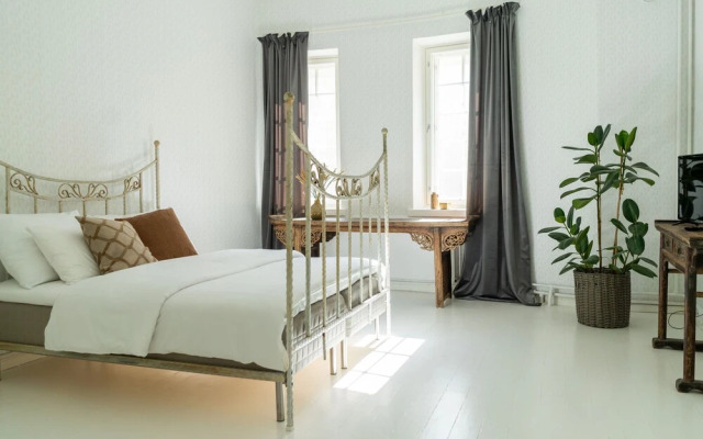 Spacious 2br apartment in Punavuori