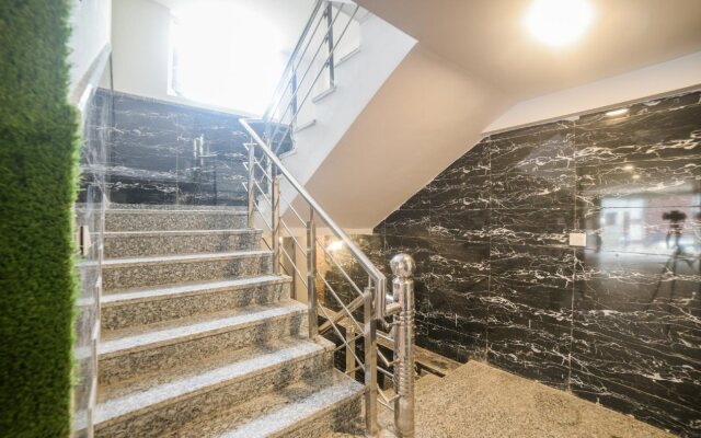 Royal Town Paschim Vihar By OYO Rooms