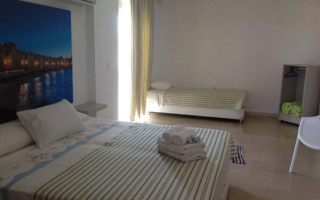 Lefka Hotel, Apartments & Studios