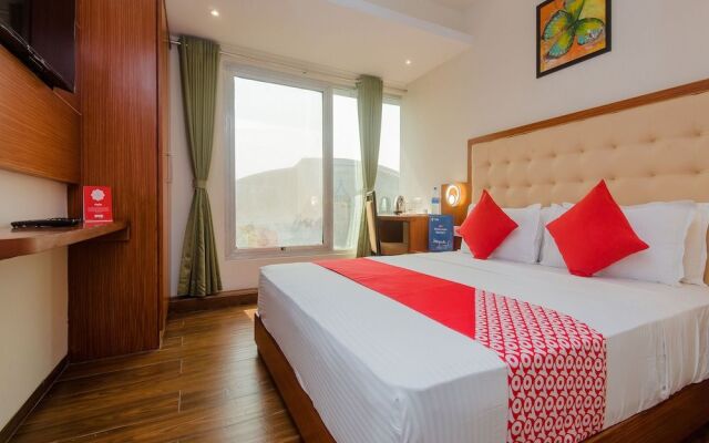 OYO 11721 Hotel Aromas