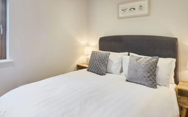 Host Stay Willow Barn