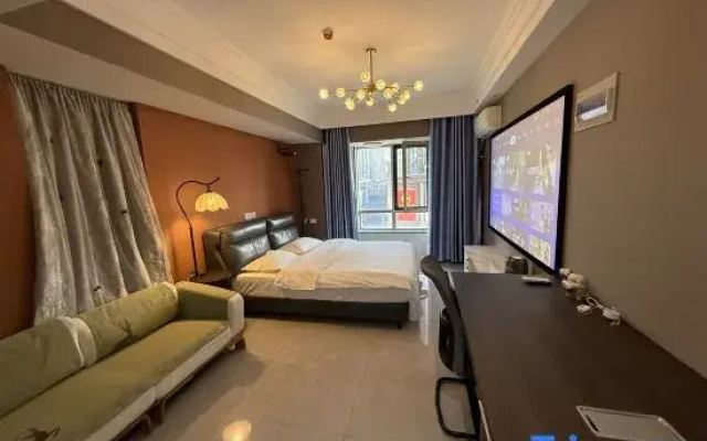 Inn Light Luxury Homestay (Zhongnan Magic Moonlight)