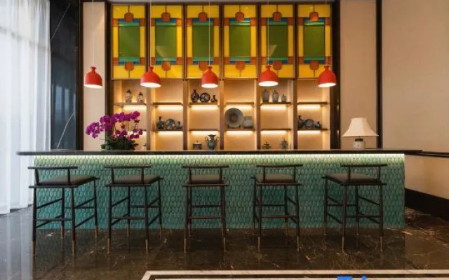 Metropolo Hotels(Guangzhou Hanxi Changlong Wanbo Subway Station Store)