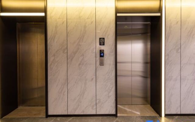Atour Hotel Zhuhai Gongbei Fuhuali Huanyucheng