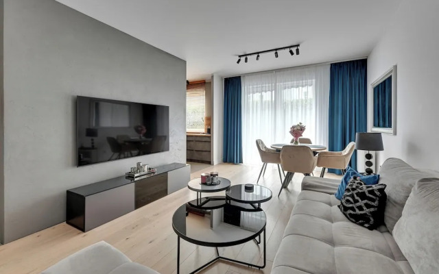 Amber Port 11 by Grand Apartments