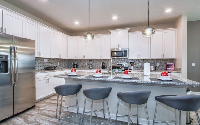 4718 Sleepy Hollow Drive