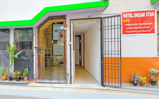 Fabhotel Dream Star
