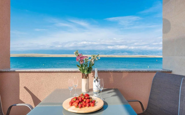 Luxury Apartments - La Vir 5& 6