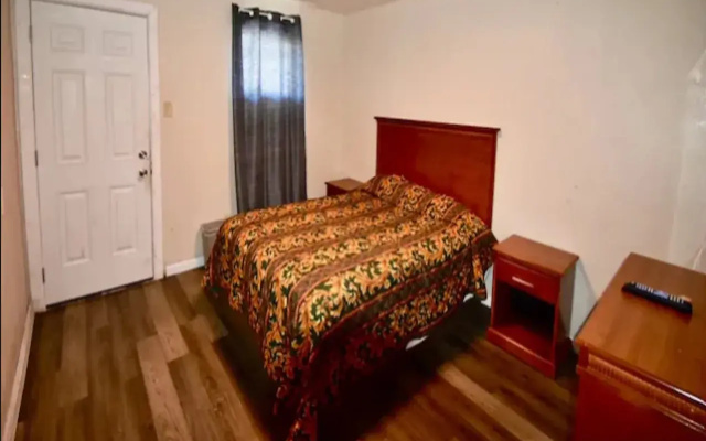 Motel 19 By Capital O Baytown I-10