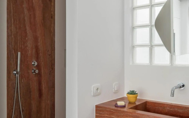Villa Mimaze Minimalist Living