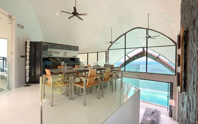 Villa Moonshadow