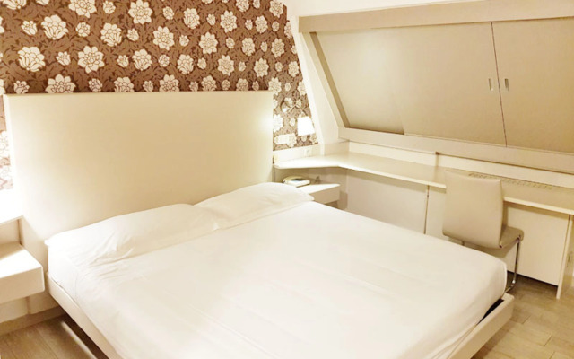 Axolute Comfort Hotel