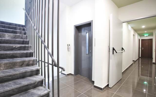 Aethon Airport Project Hotel-Free Shuttle