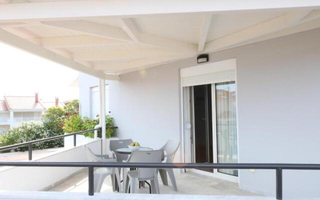 Mitika Hotel Apartments