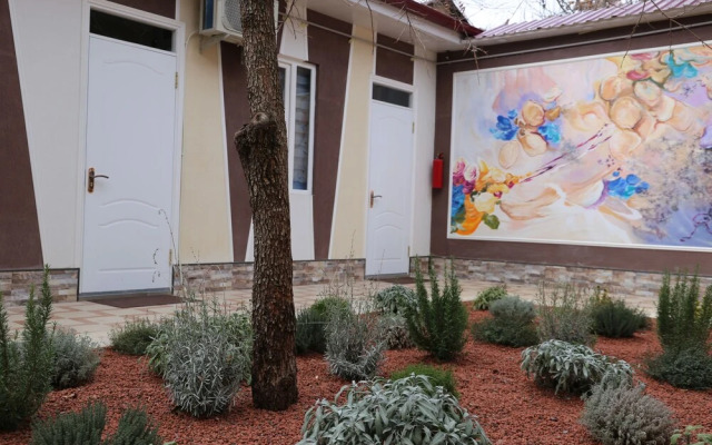 Gallery Hotel — Hostel