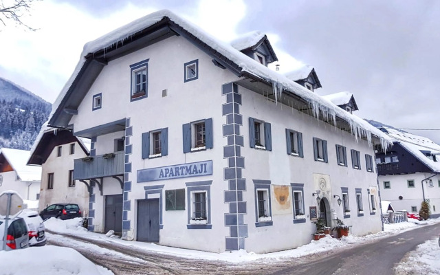 Apartments Belopeški Dvori