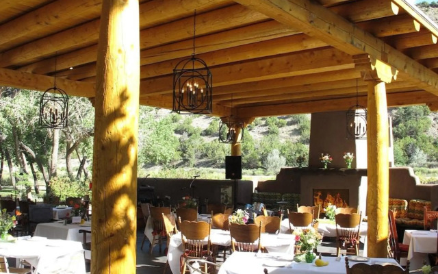 The Abiquiu Inn