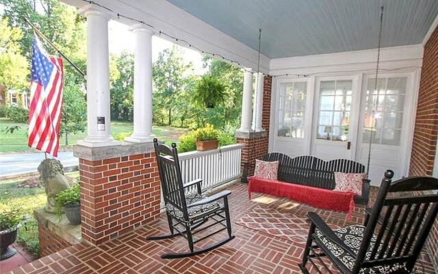 The Inn on Front Street