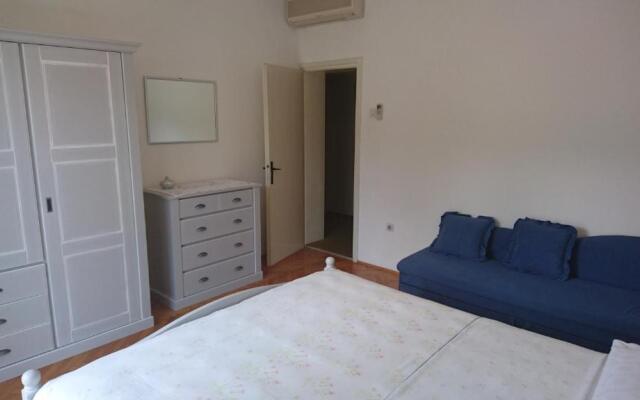 Rooms Sentic