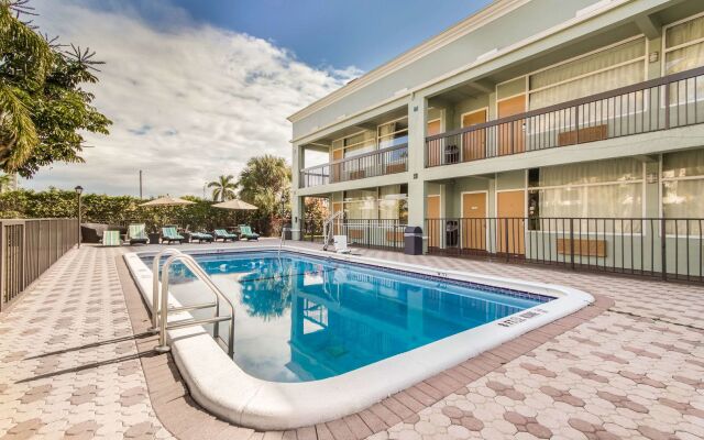 Quality Inn Boca Raton University Area