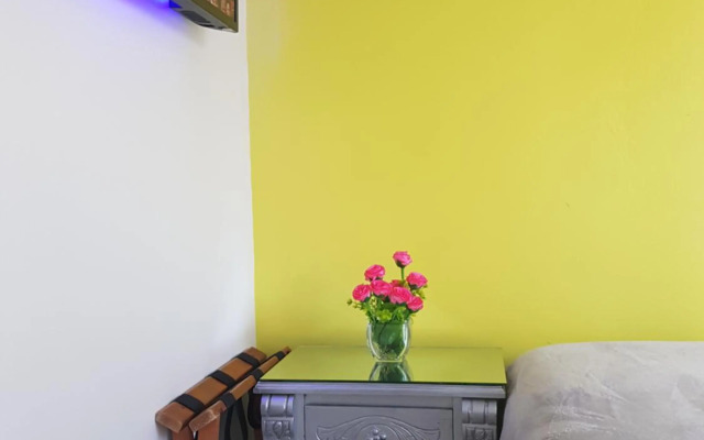 The Jazmine's Apartments