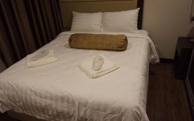 West Avenue Suites