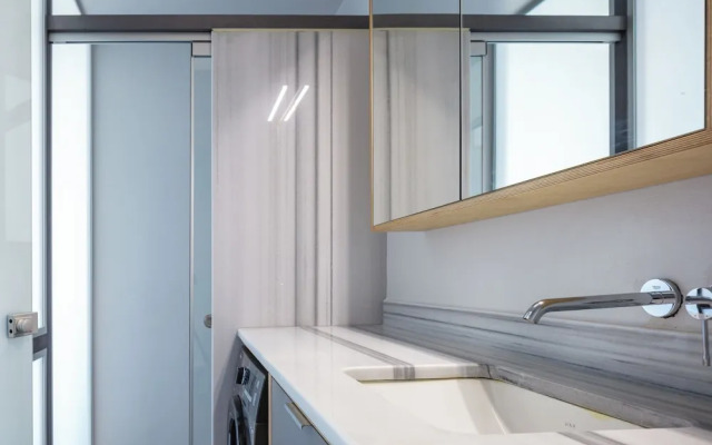 1 bedroom apt up to 3