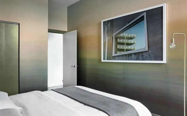 Abode Pittsburgh - Downtown Convention Center
