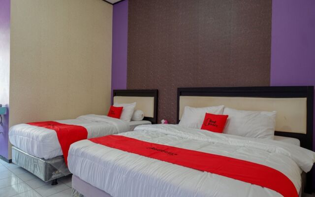 Ungu National Hotel by RedDoorz