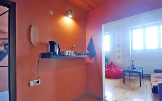 Guest House Art Family