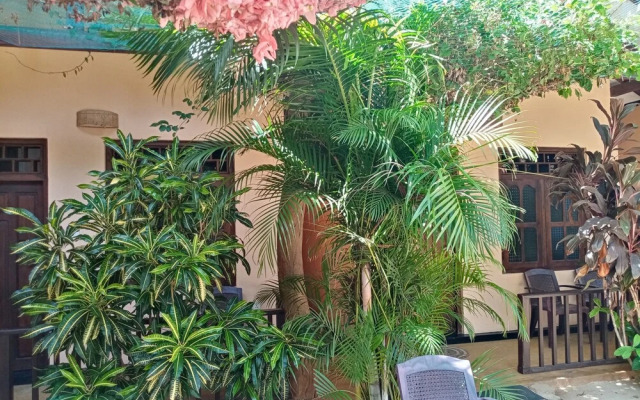 Surf & Relax Inn Arugambay