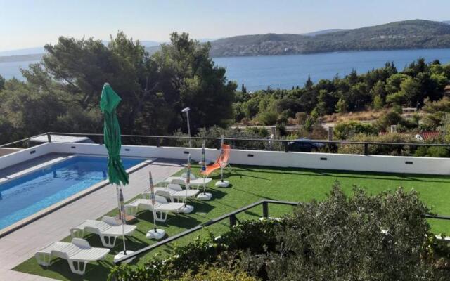 Villa Confido Luxury Apartment 01