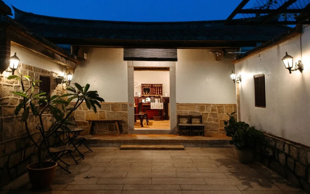 Live Guest House