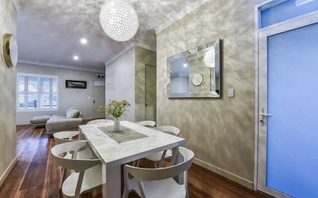 Aloha Luxury Central Apartments