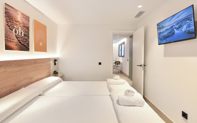 OH Suites Paseo de las Canteras 58