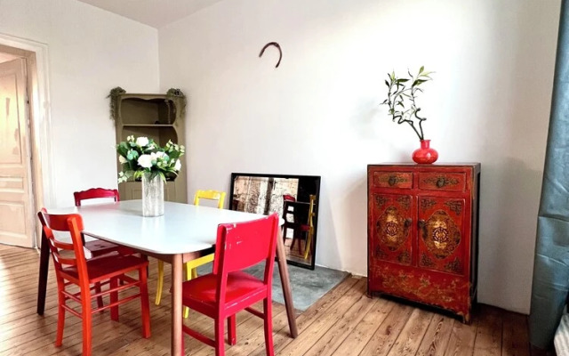 Spacious Family Apartment Midi
