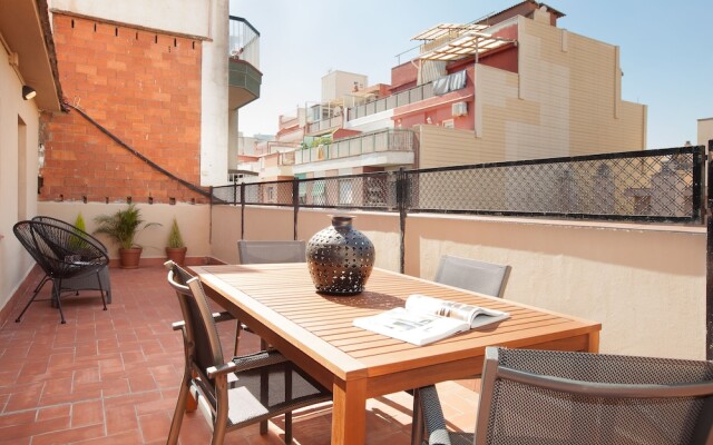 Click&Flat Europa Fira Apartments