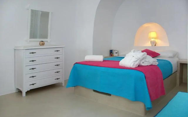 Thirea Suites & Studios - Adults Only