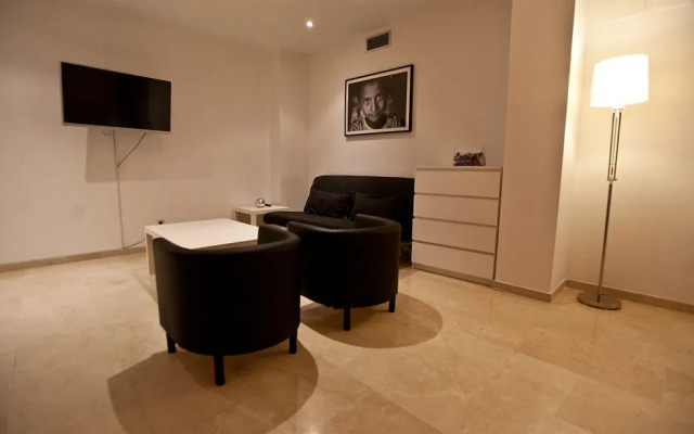 Sol Square Apartments