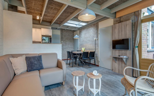 Restyled Bungalow with Dishwasher near Nature Reserve
