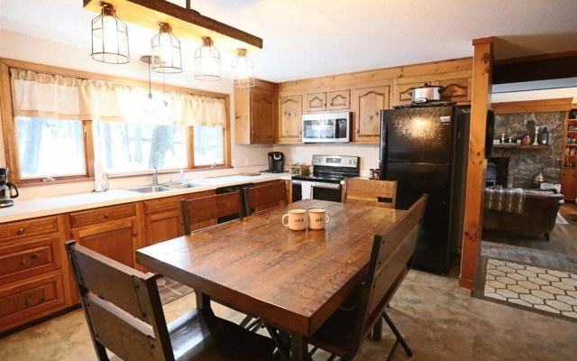 Four Bedroom Pet Friendly Vacation Home in Waterville Estates, NH! - Wb500e