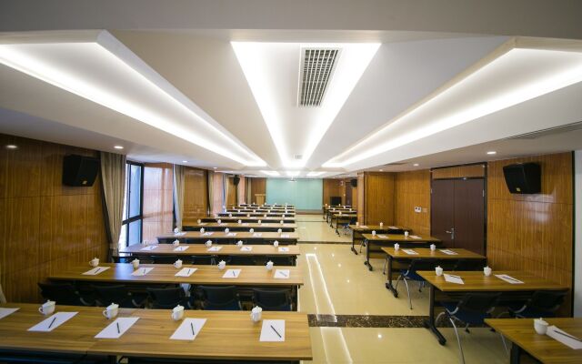 ibis Styles Nanjing Qilin Gate Hotel