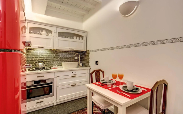 Campo de' Fiori Stylish White