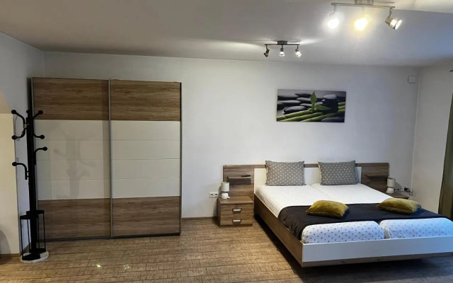 Bruno Apartment