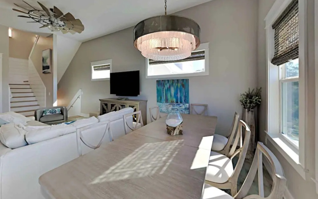 View From The Top by Southern Vacation Rentals