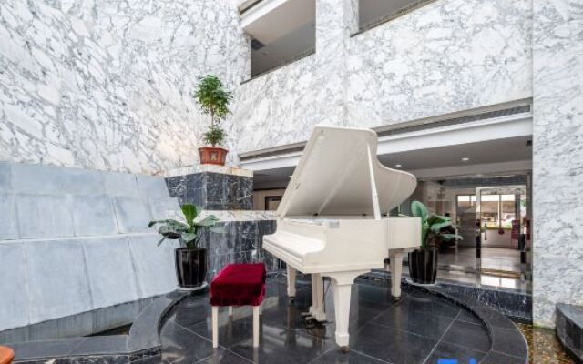 Xinkaitong Hotel Ruili