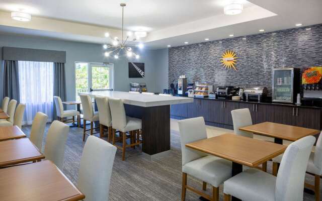 La Quinta Inn & Suites by Wyndham Sebring