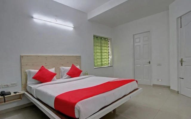 Sri Sharu Enclave By OYO Rooms