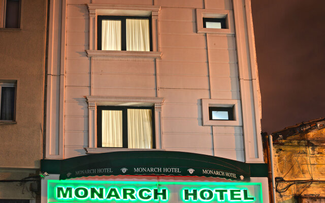 Monarch Hotel