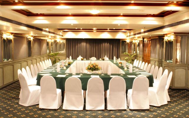 Aditya Park Hyderabad - A Sarovar Hotel